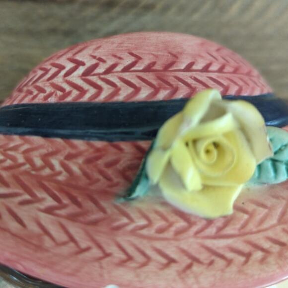 Vtg Kitschy Girl with Pigtails Wall Pocket by Thames Hand Painted Made in Japan - Picture 8 of 10